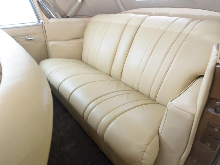  Packard 160 Super Eight Convertible Sedan 1940 года  (фото 2 из 9)